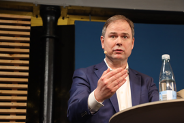Finansminister Nicolai Wammen (A) taler