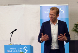 Regionsrådsformand for Region Sjælland Heino Knudsen (S) på talerstolen