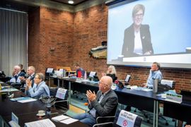 Ulla Astman, næstformand i Danske Regioner, på storskærm i Region Syddanmark
