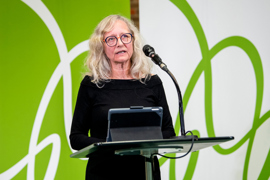 Regionsrådsmedlem i Region Syddanmark Vibeke Syppli Enrum (Ø) på talerstolen