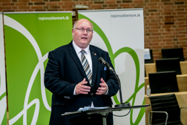 Regionsrådsmedlem i Region Syddanmark Carsten Sørensen (DF) på talerstolen