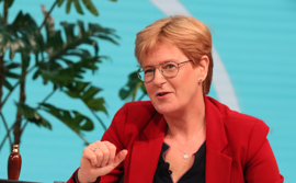 1. næstformand, Ulla Astman (S)