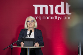 Regionsrådsmedlem Annette Roed (A) i Region Midtjylland på talerstolen