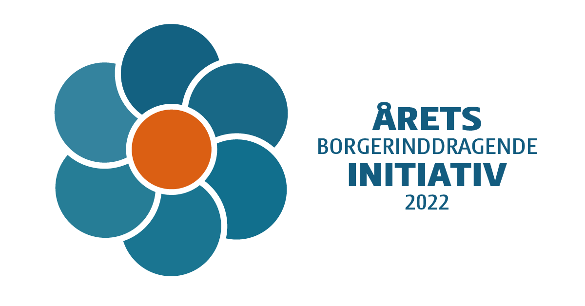 Illustration af blomst med teksten "Årets Borgerinddragende Initiativ 2022"