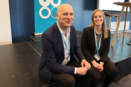 Regionsrådsformand Anders Kühnau (A), Region Midtjylland og nuværende formand for Danske Regioner Stephanie Lose (V) ved konferencen inden generalforsamlingen.
