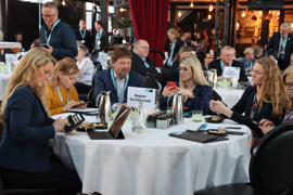 Regionrådsmedlemmer fra Region Syddanmark, fra venstre: Anja Lund (V), Henriette Schlesinger (V), Tage Petersen (V), Sabrina Bech Røn (D) og Sarah Andersen (V)