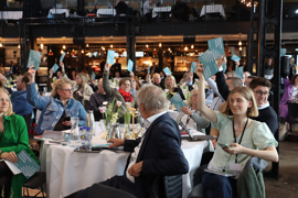 Afstemning i salen til generalforsamling ved Regionernes Politiske Topmøde 2026