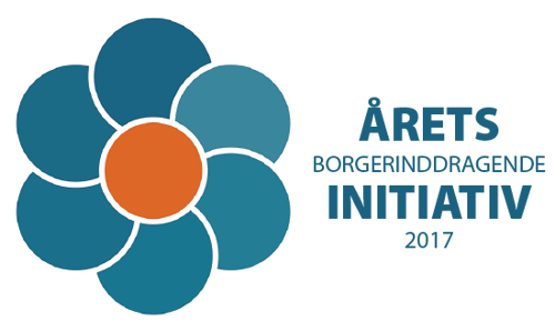 Grafik med blomsten og teksten "Årets bogerinddragende initiativ 2017"