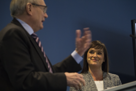 Bent Hansen, formand for Danske Regioner og regionsrådsformand for Region Midtjylland, Socialdemokratiet
Sophie Løhde, minister for Offentlig Innovation, Venstre
