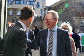 Formand i Region Midtjylland, Anders G. Christensen (V), ankommer