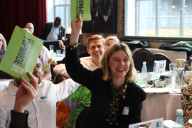 Afstemning i salen til generalforsamling ved Regionernes Politiske Topmøde 2024